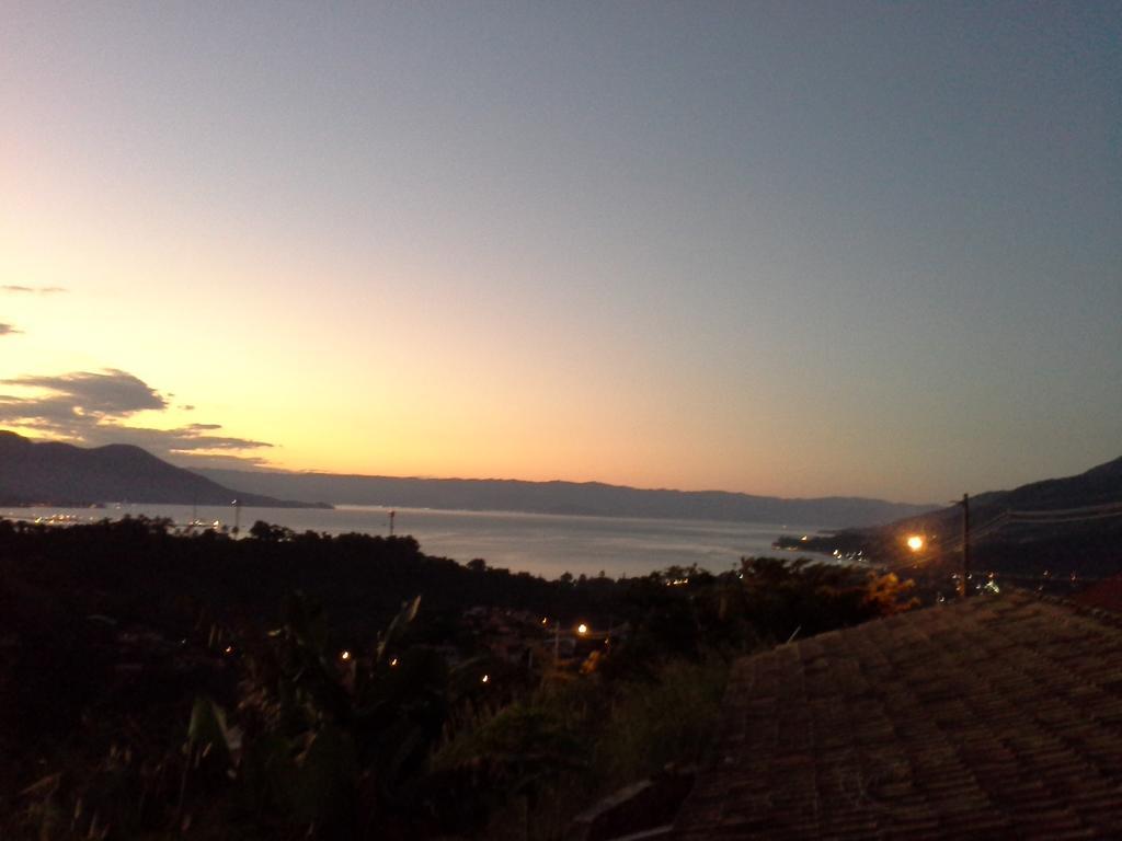 Apartment Canto Dos Passaros Ilhabela